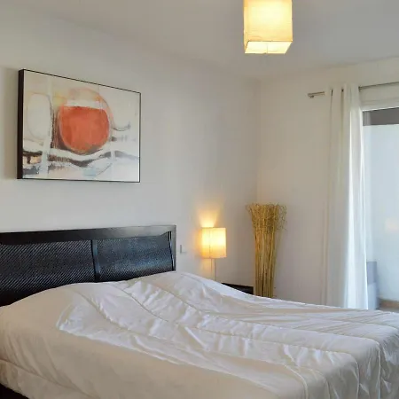Maison Cap D'agde, 4 Pieces, 6 Personnes - Fr-1-249-350 Agde